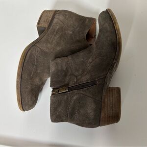 Lucky Brand Taupe Ankle Boots